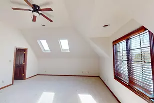 811 Royal Dublin Ln, Dyer, IN 46311 - Photo 34