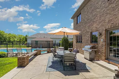 811 Royal Dublin Lane, Dyer, IN 46311 - Photo 40