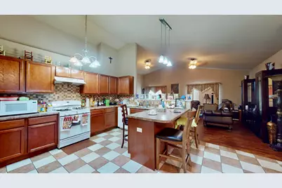 3782 W 70th Place, Merrillville, IN 46410 - Photo 4