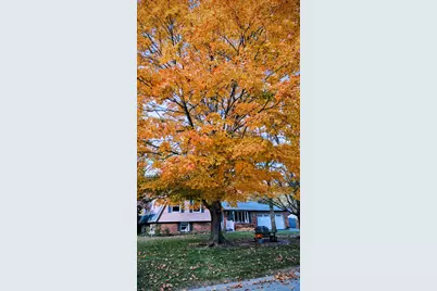 1220 Dogwood Drive, Chesterton, IN 46304 - Photo 2