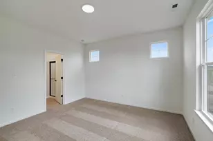 3104 Greenview Dr, Valparaiso, IN 46385 - Photo 14