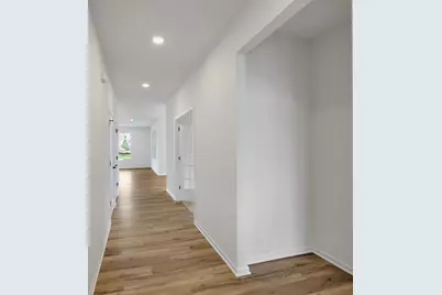 3104 Greenview Drive, Valparaiso, IN 46385 - Photo 4