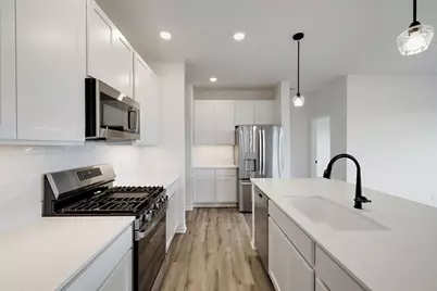 3104 Greenview Drive, Valparaiso, IN 46385 - Photo 6