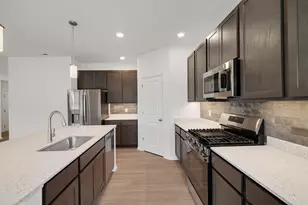 3105 Hilltop Rd, Valparaiso, IN 46385 - Photo 14