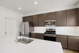 3755 Lookout Rd, Valparaiso, IN 46385 - Photo 8