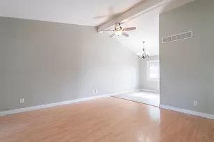 9830 Mckinley St, Crown Point, IN 46307 - Photo 4