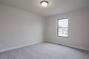 246 Sawgrass Dr, Crown Point, IN 46307 - Photo 24