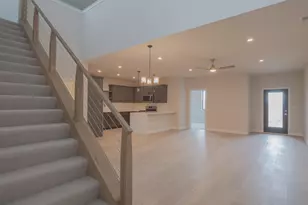 246 Sawgrass Dr, Crown Point, IN 46307 - Photo 2