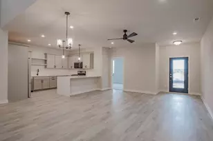 246 Sawgrass Dr, Crown Point, IN 46307 - Photo 8