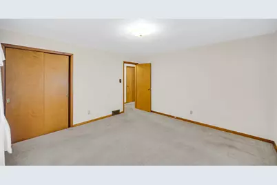 7339 Grand Boulevard, Hobart, IN 46342 - Photo 8