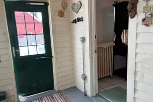 225 Jefferson Ave, Chesterton, IN 46304 - Photo 4