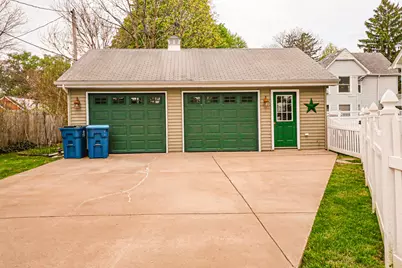 225 Jefferson Avenue, Chesterton, IN 46304 - Photo 12
