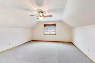 591 Glenwood Dr, Valparaiso, IN 46385 - Photo 26