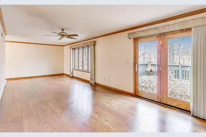 591 Glenwood Drive, Valparaiso, IN 46385 - Photo 10