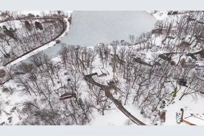 202 Oakridge Court, Valparaiso, IN 46385 - Photo 72