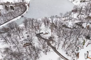 202 Oakridge Ct, Valparaiso, IN 46385 - Photo 72