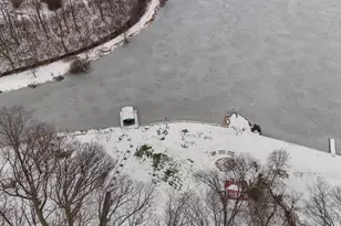 202 Oakridge Ct, Valparaiso, IN 46385 - Photo 70