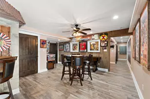 202 Oakridge Ct, Valparaiso, IN 46385 - Photo 28