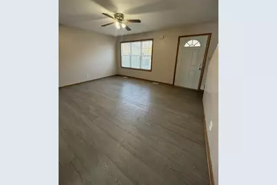 395 Plymouth Road #B, Valparaiso, IN 46385 - Photo 2