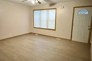 395 Plymouth Rd, Valparaiso, IN 46385 - Photo 2