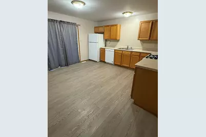 395 Plymouth Road #B, Valparaiso, IN 46385 - Photo 4