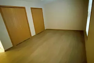 395 Plymouth Rd, Valparaiso, IN 46385 - Photo 6