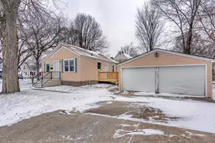 8969 Hudson Ct, Munster, IN 46321 - Photo 18