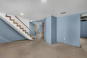 8969 Hudson Ct, Munster, IN 46321 - Photo 16