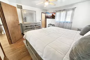 8019 Hohman Ave, Munster, IN 46321 - Photo 10