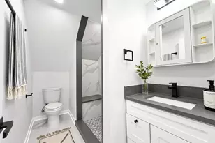 1631 Cleveland Ave, Whiting, IN 46394 - Photo 6