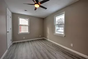 1663 Stone Lake Dr, La Porte, IN 46350 - Photo 14