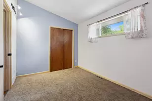 7800 Juniper Ave, Gary, IN 46403 - Photo 16