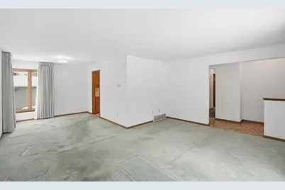 8767 Monroe Avenue, Munster, IN 46321 - Photo 4