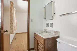 8767 Monroe Ave, Munster, IN 46321 - Photo 12