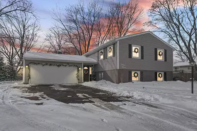 1311 Peachtree Drive, Valparaiso, IN 46383 - Photo 2