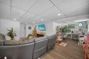 1311 Peachtree Dr, Valparaiso, IN 46383 - Photo 16