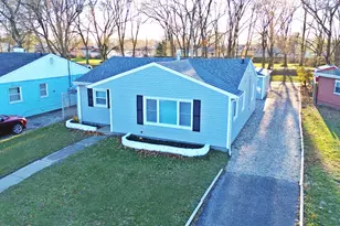 7122 Southeastern Ave, Hammond, IN 46324 - Photo 2