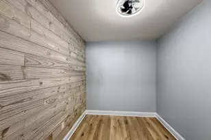 2049 45th St, Highland, IN 46322 - Photo 8