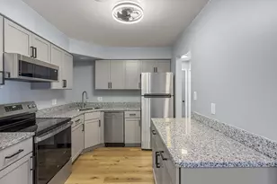 2049 45th St, Highland, IN 46322 - Photo 4