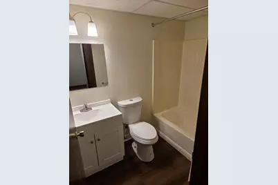 812 W Daumer Road #C3, Kouts, IN 46347 - Photo 10