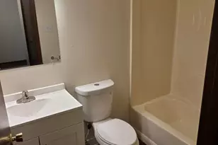 812 W Daumer Rd, Kouts, IN 46347 - Photo 10