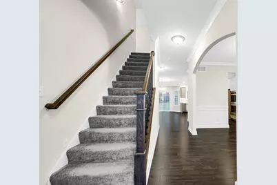 2111 Easton Park Drive, Chesterton, IN 46304 - Photo 2