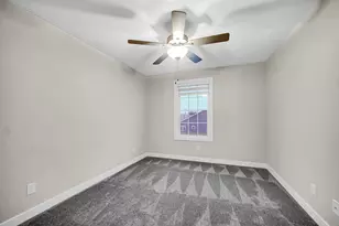 2111 Easton Park Dr, Chesterton, IN 46304 - Photo 22