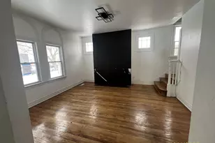 323 Garfield St, Gary, IN 46404 - Photo 6