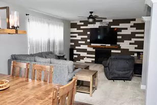 10052 Pearwood Dr, Saint John, IN 46373 - Photo 12