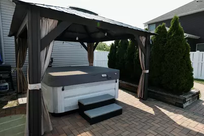 10052 Pearwood Drive, Saint John, IN 46373 - Photo 6