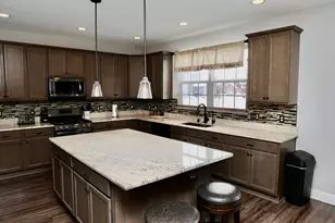 10052 Pearwood Dr, Saint John, IN 46373 - Photo 14