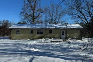 11336 N 550 W, Wheatfield, IN 46392 - Photo 2