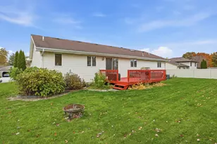 8651 Fulton Pl, Crown Point, IN 46307 - Photo 24