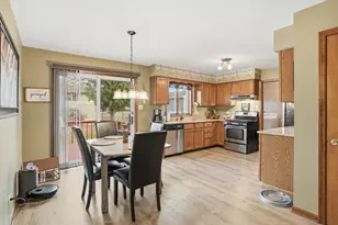 8651 Fulton Pl, Crown Point, IN 46307 - Photo 12